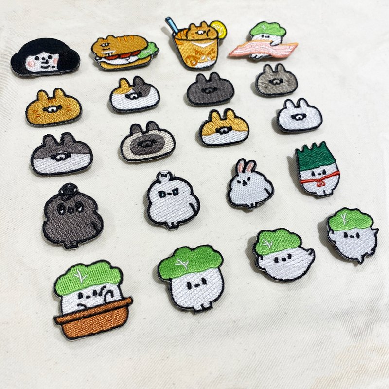 【任選三入優惠組】刺繡別針 - 半島師奶系列 - 徽章/別針 - 繡線 多色