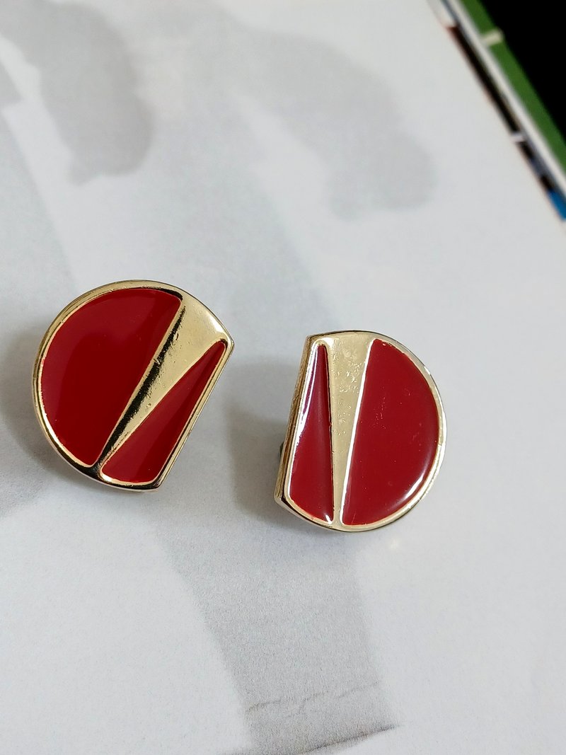 vintage jewelry  典雅亮彩紅色琺瑯 夾式耳環 - 耳環/耳夾/耳骨夾 - 其他金屬 