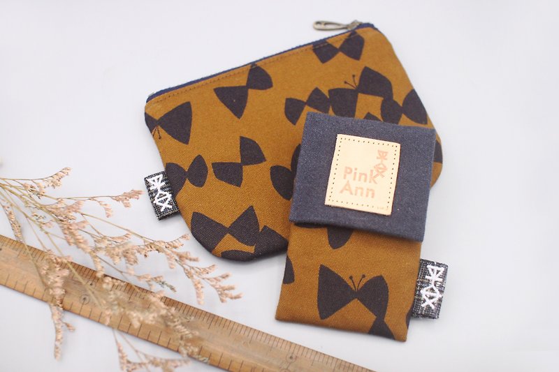 Peace classic card package - Butterfly peace, business card package, leisure card package directly over the card - ID & Badge Holders - Cotton & Hemp Brown