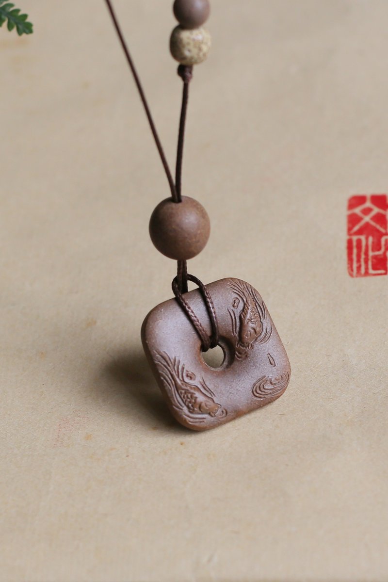 壹染指香品 | 木樨香 雙魚 平安扣項鏈 | 一物一圖 - 項鍊 - 植物．花 咖啡色