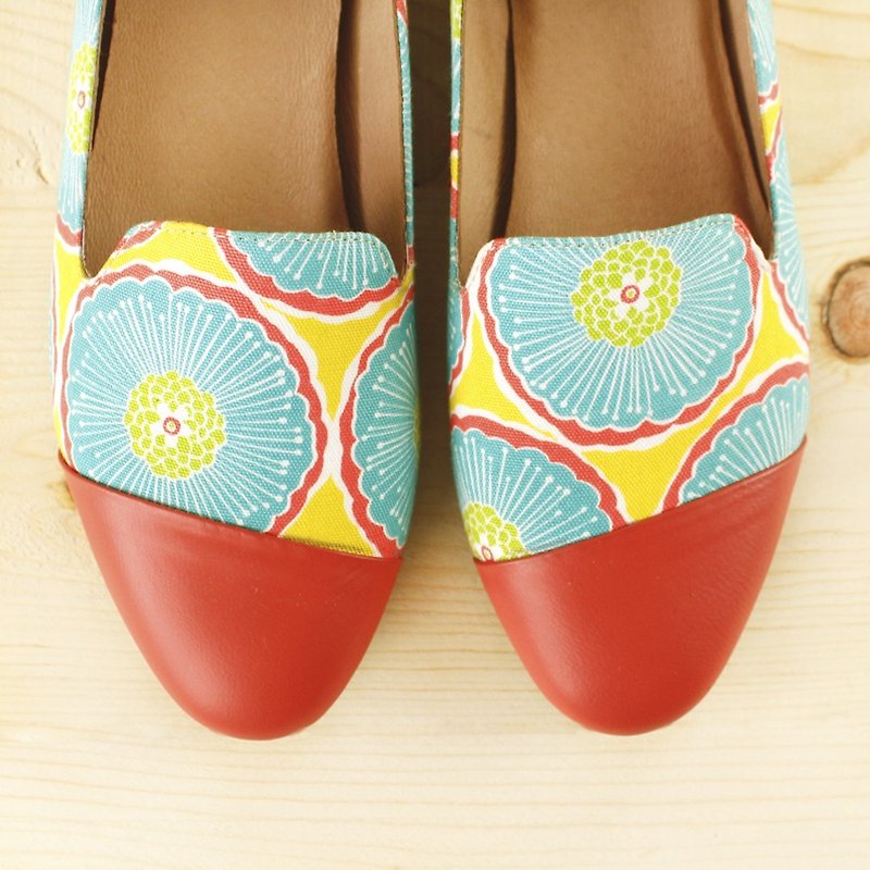 [24.0 spot] colorful fruit candy diagonal stitching oubella / women's shoes / handmade / Japanese fabric - รองเท้าลำลองผู้หญิง - ผ้าฝ้าย/ผ้าลินิน สีแดง