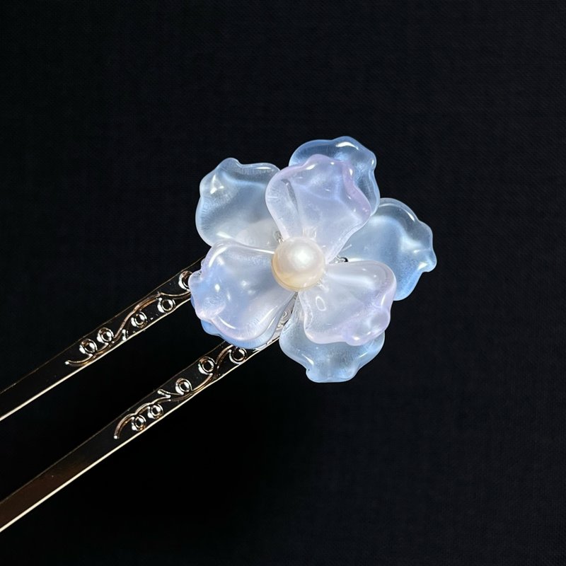 透藍紫櫻草花綴珍珠髮簪 ‧ 一物一圖 ‧ - 髮圈/髮夾 - 琉璃 藍色