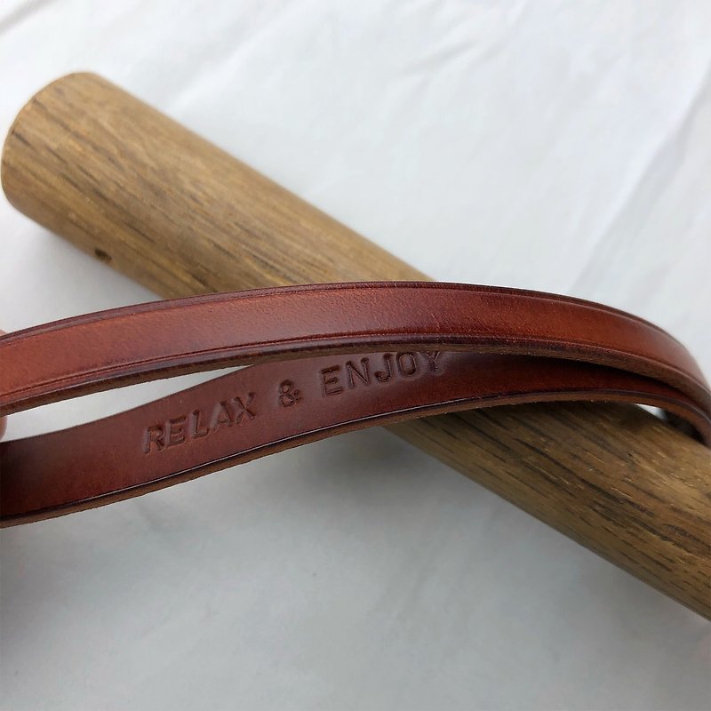 //made to order//Carpe diem - Genuine Leather Personalized Bracelet - Bracelets - Genuine Leather Brown