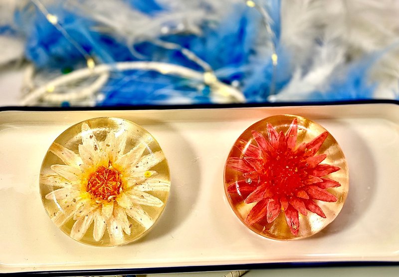 金箔胺基酸仿真蓮花雕花皂雙入禮盒(經SGS檢驗並投保產險) - 肥皂/手工皂 - 其他材質 多色