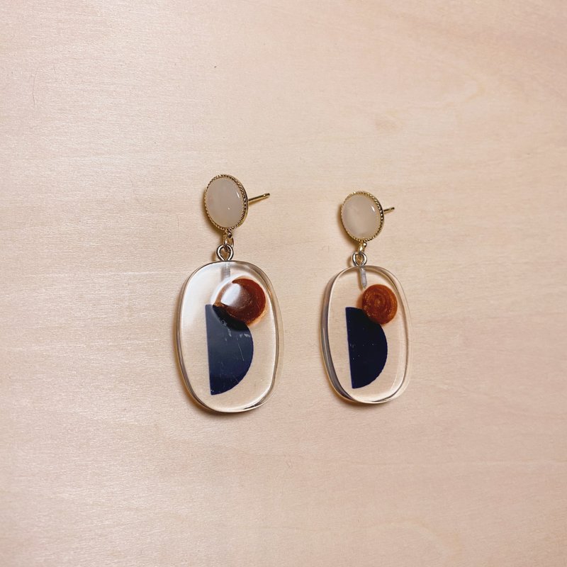 Retro navy blue geometric transparent earrings - ต่างหู - เรซิน สีน้ำเงิน