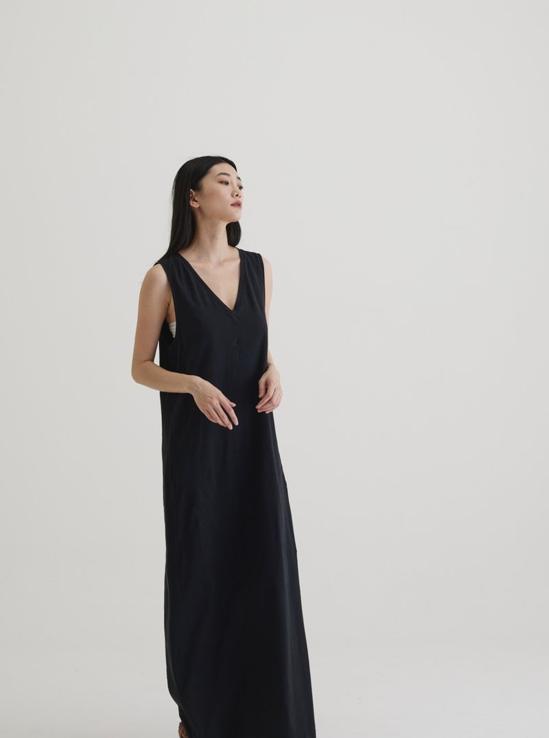 V-neck sleeveless long dress organic cotton black - One Piece Dresses - Cotton & Hemp Black