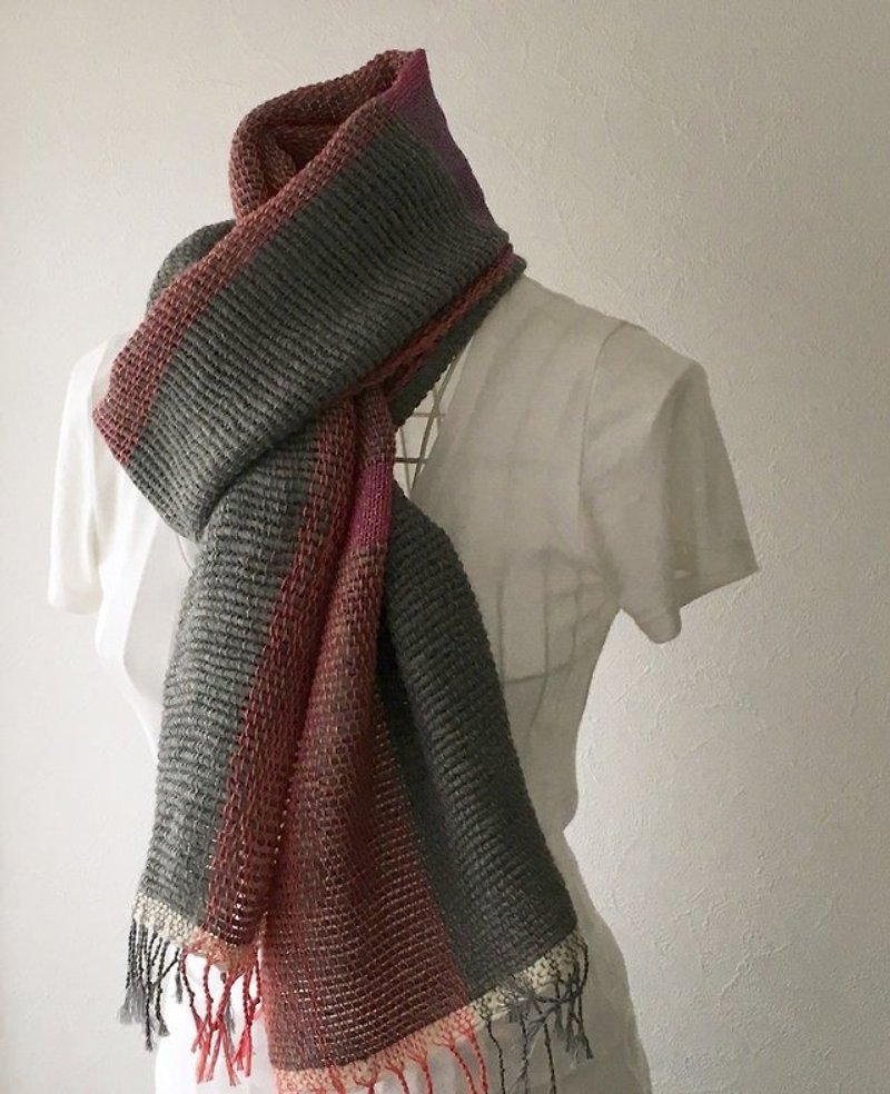 【Wool & Cotton: Fall Winter】 Unisex: Hand-woven Scarf "Gray & Pink" - Scarves - Wool Gray