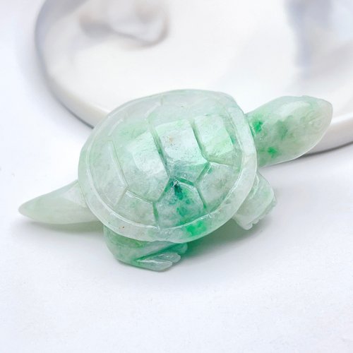 幸運・長寿】浮かぶグリーンの花の翡翠の亀の置物 |天然ビルマ翡翠 A