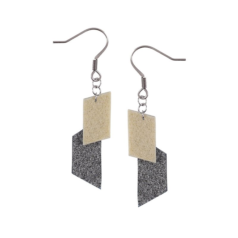 【Camouflage】V parallel beige - Earrings & Clip-ons - Other Man-Made Fibers Gray