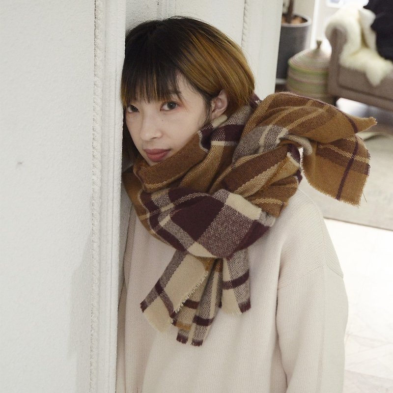Dark brown large plaid scarf | scarf | wool blend | Sora-236 - ผ้าพันคอถัก - ขนแกะ 