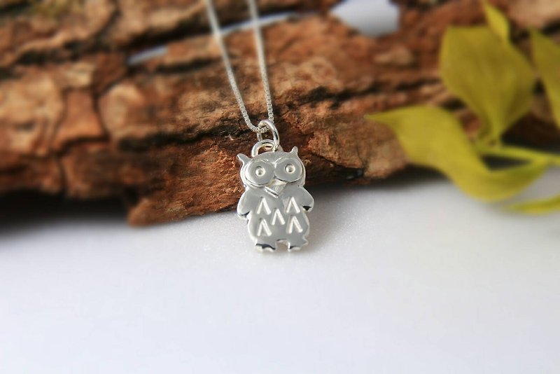 Sterling Silver Necklace / Owl / Bird of Wisdom - Necklaces - Sterling Silver Silver