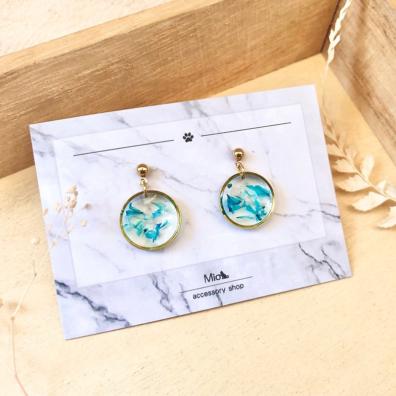 [Flower full moon] Dew grass water color dry flower series earrings (can be changed to Clip-On) - Earrings & Clip-ons - Other Materials Blue