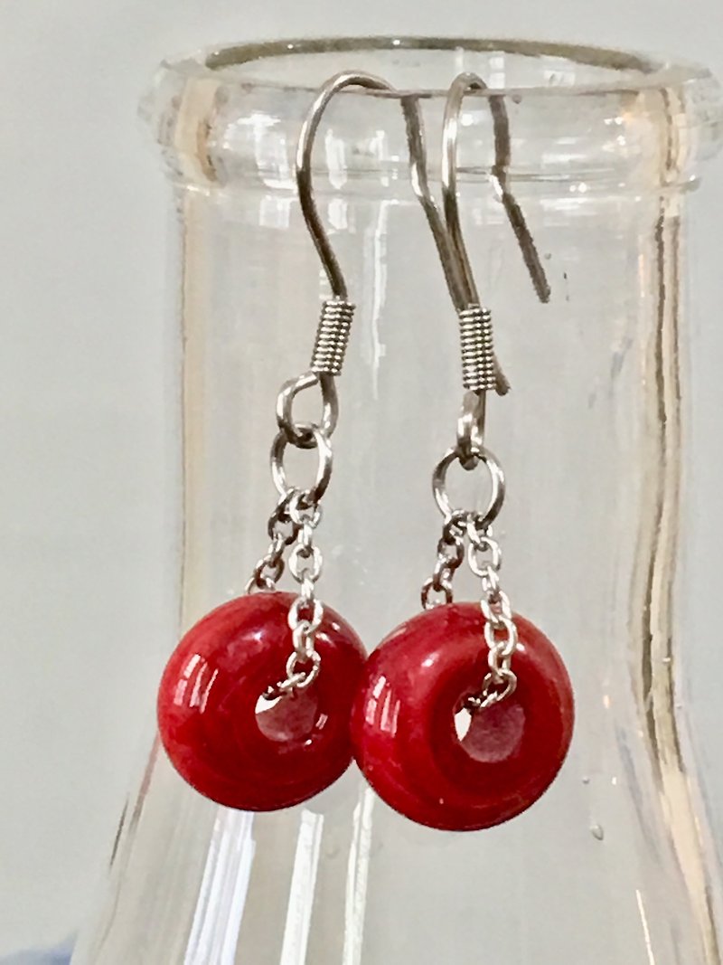 Pure color series-red opaque glass earrings - ต่างหู - แก้ว สีแดง