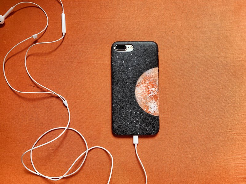 手繪橙月星球手機殻 IPhone Case - 手機殼/手機套 - 人造皮革 