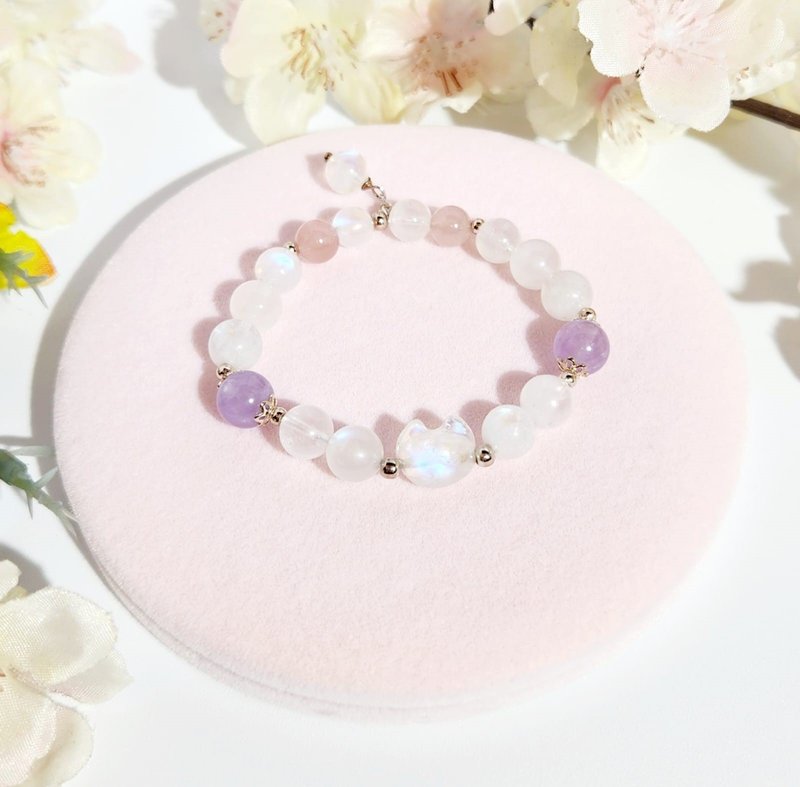 Super cute temperament cat head - natural blue light white moonstone / pale pink crystal / lavender amethyst bracelet - Bracelets - Crystal 