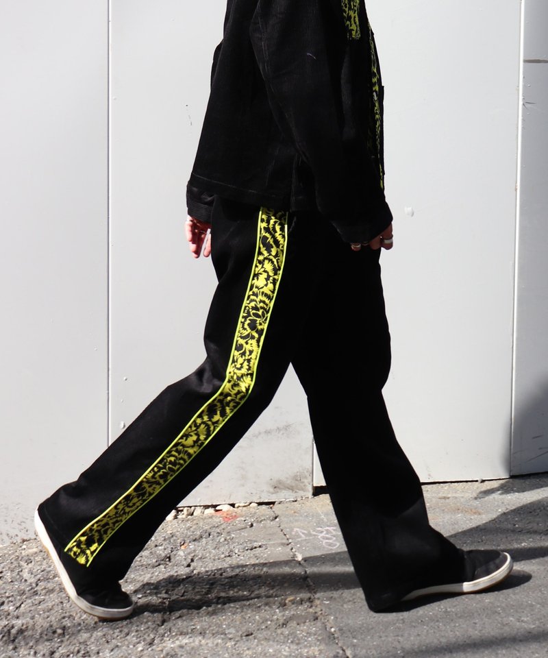 CORDUROY SIDE LINE PANTS【BLACK×CREAM DREAM】 - 中性長褲/短褲 - 棉．麻 黑色