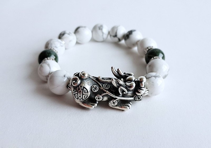 Natural ore white turquoise green hair crystal 925 sterling silver 貔貅 bracelet - Bracelets - Gemstone White