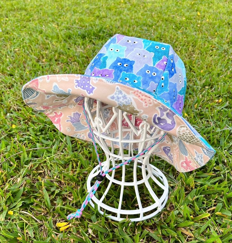 Love handmade double-sided fisherman hat - blue and purple pastel color kitten - หมวก - ผ้าฝ้าย/ผ้าลินิน สีน้ำเงิน