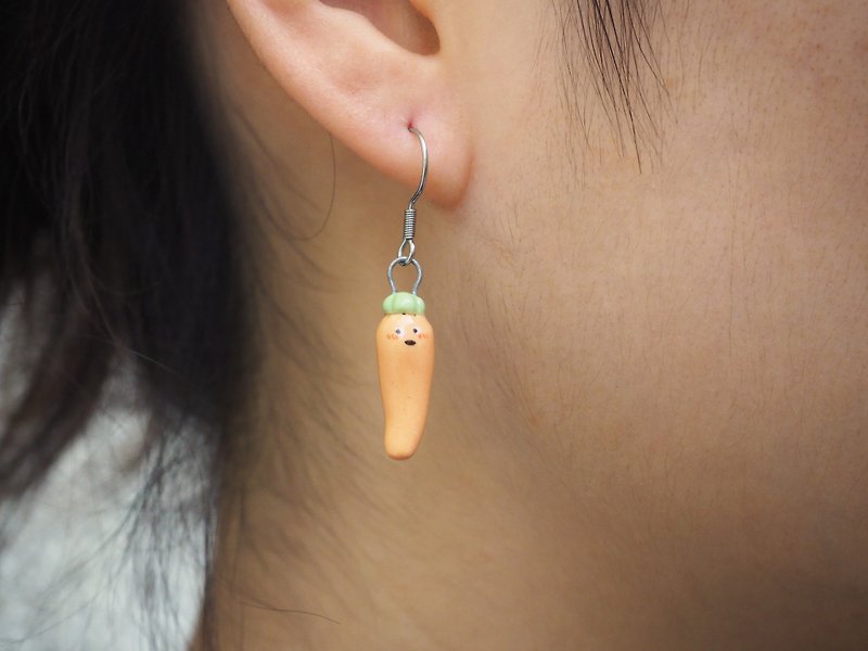 手作陶瓷耳環_蔔蔔(單售) - 耳環/耳夾 - 瓷 橘色