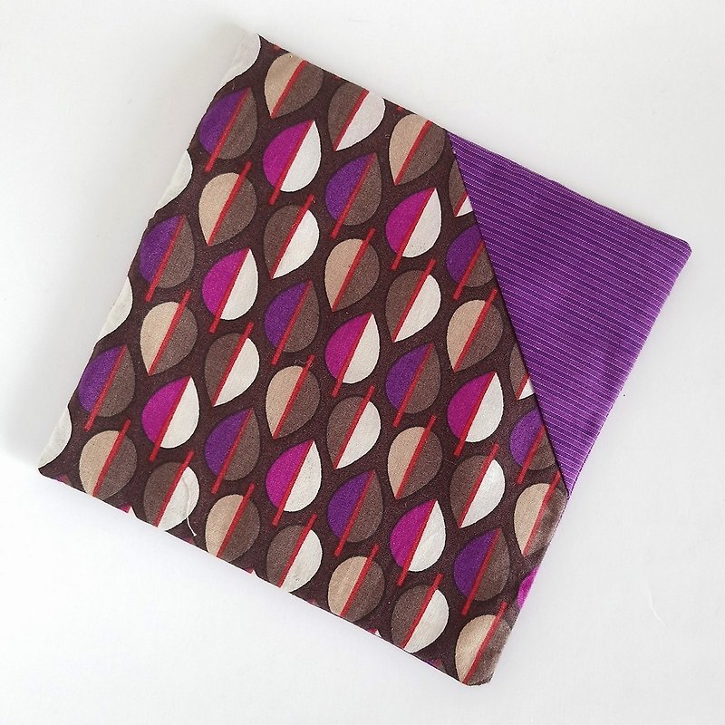 【In Stock】Pot Holder (Purple Brown Leaves) - ผ้ารองโต๊ะ/ของตกแต่ง - ผ้าฝ้าย/ผ้าลินิน สีม่วง