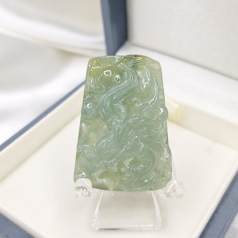 危料 綠飄花帶灑金 龍牌 吊墜 掛飾 | 天然A貨翡翠 - 項鍊 - 玉石 