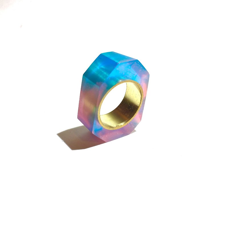 PRISM ring Gold Pink Blue - แหวนทั่วไป - โลหะ สีน้ำเงิน