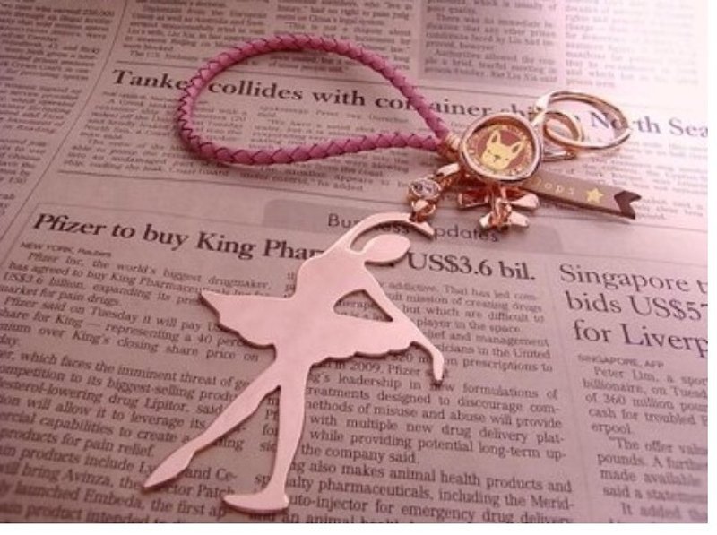 Oops One-Handed Ballerina Bag Charm/Keychain-Chinese Valentine's Day Gift- - Keychains - Other Metals Pink