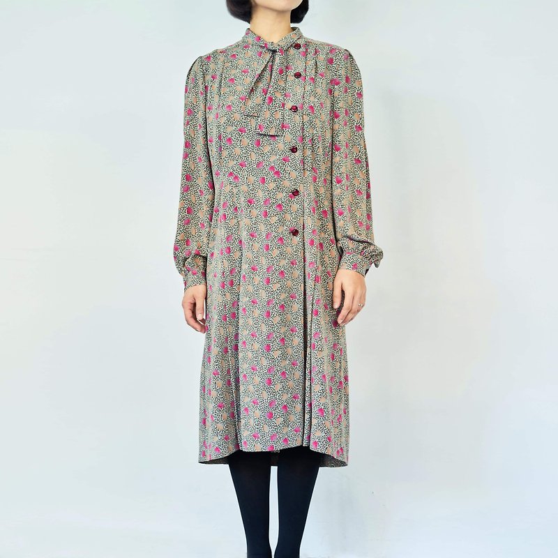 飄瓣/日本古著洋裝 - 連身裙 - 聚酯纖維 