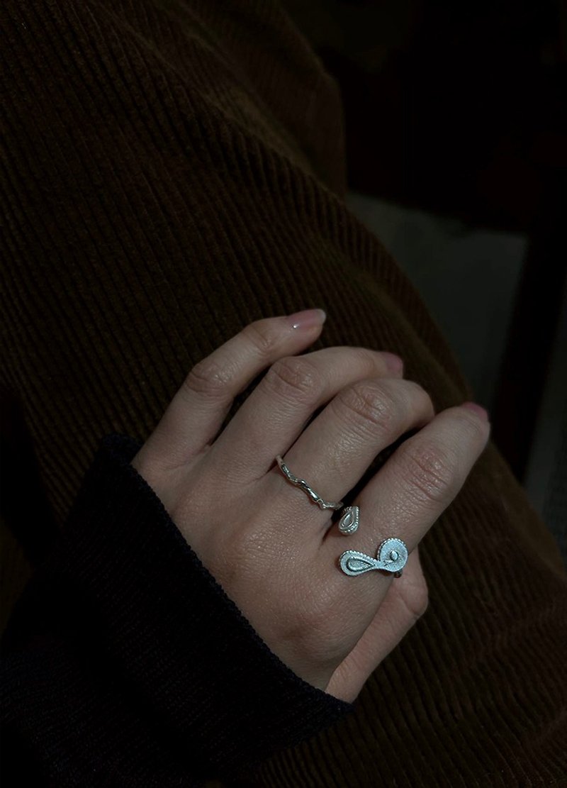 新年傳統兔子燈純銀戒指 手工制 - 戒指 - 純銀 