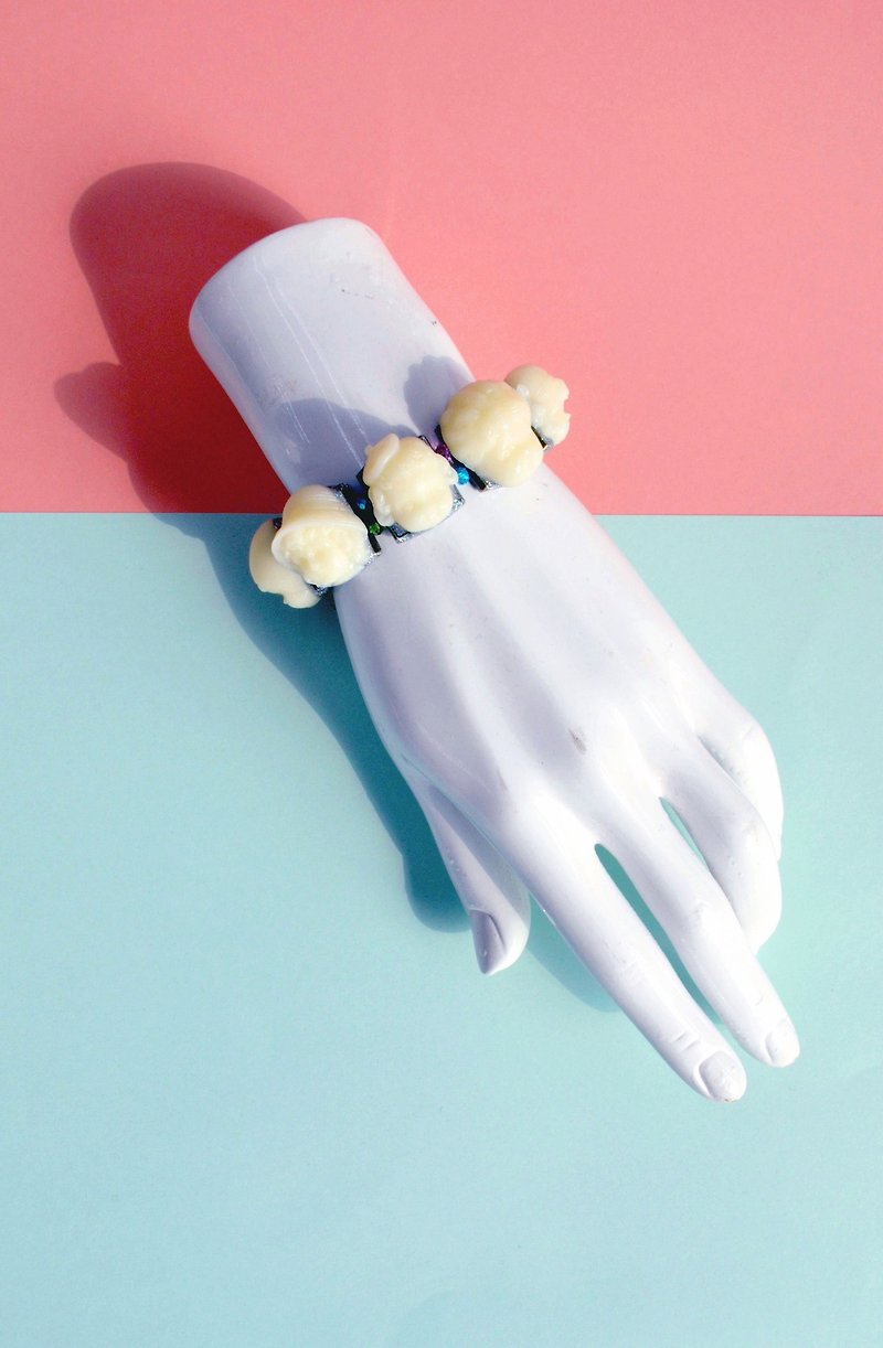 TIMBEE LO doll head elastic rubber band bracelet - Bracelets - Plastic White
