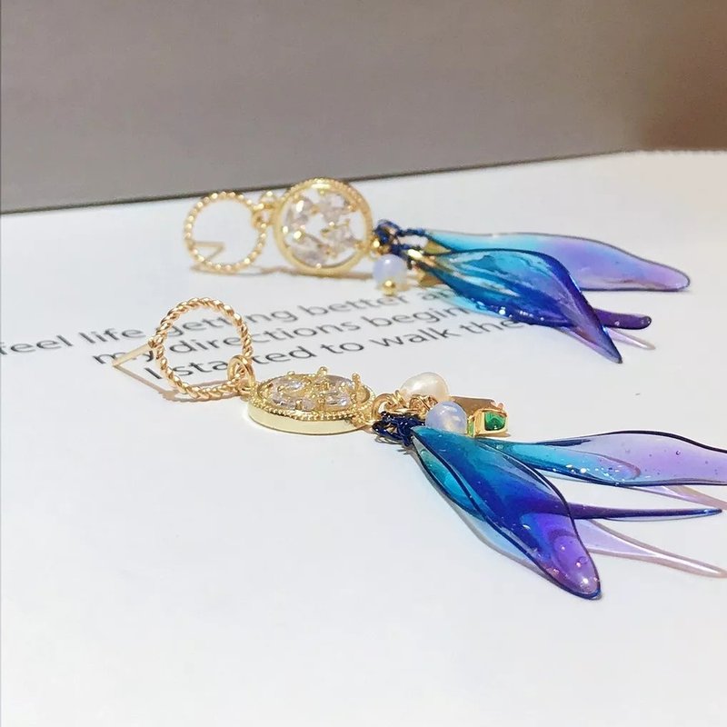 1KM 仙氣飄飄•漸層色彩療癒樹脂耳環 - 耳環/耳夾/耳骨夾 - 樹脂 