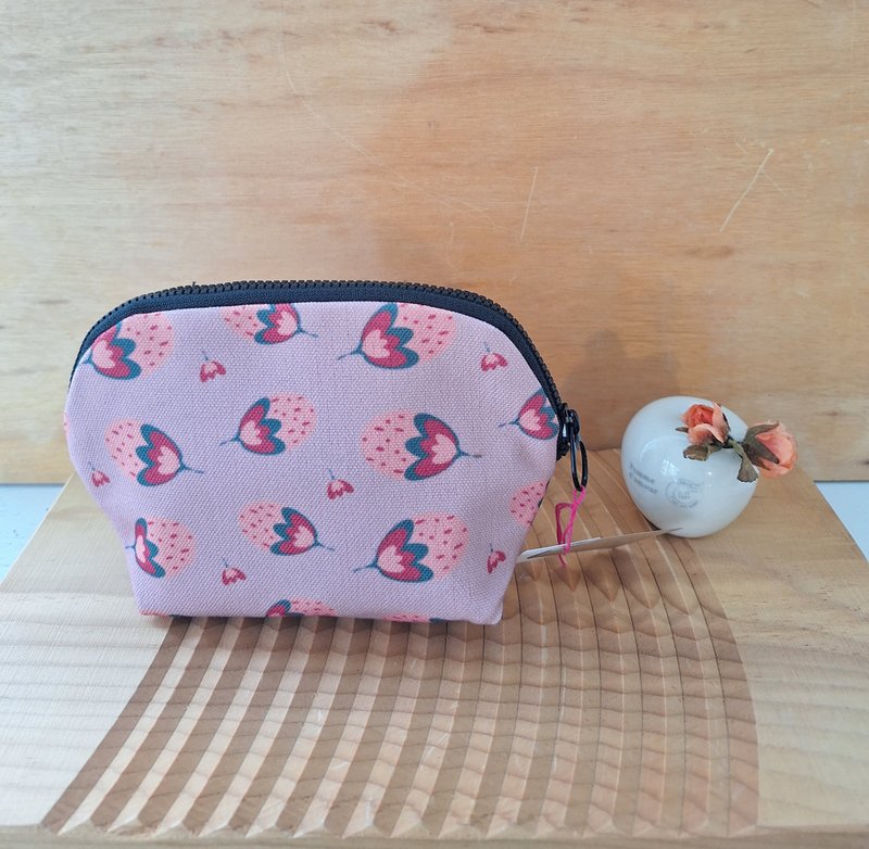 Designer print cosmetic bag-Gill strawberry flower - Toiletry Bags & Pouches - Polyester 