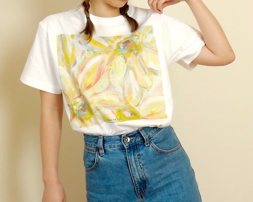 Wear art T-shirt Nemophila - Shop Asahi art style Women's T-Shirts - Pinkoi