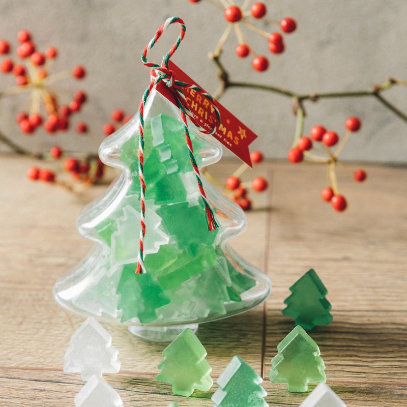 Christmas tree shaped handmade soap - Soap - Concentrate & Extracts 