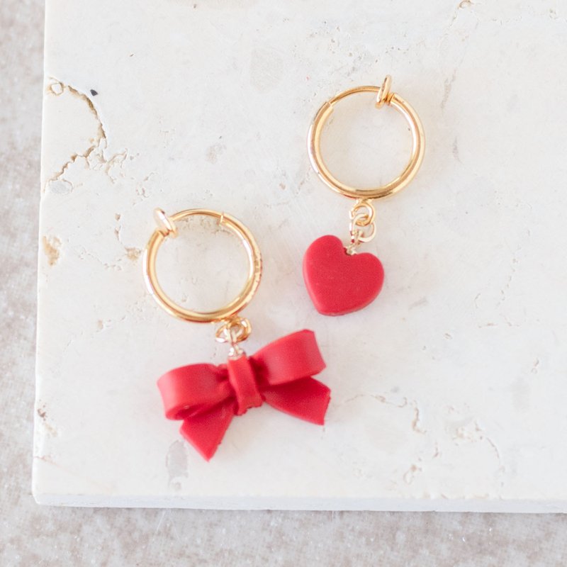 Hearts and Ribbons 軟陶耳環 / 耳夾 /  紅色的 - 耳環/耳夾/耳骨夾 - 黏土 紅色