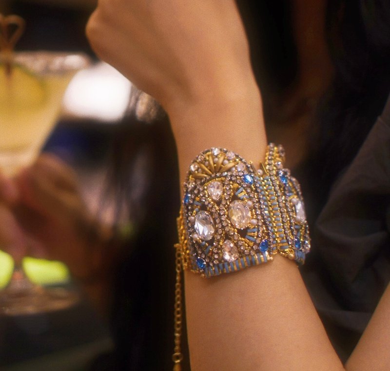 Window on the Nile Hand Stitched Beaded Ornate Bracelet Egyptian Exotic - Bracelets - Glass Gold