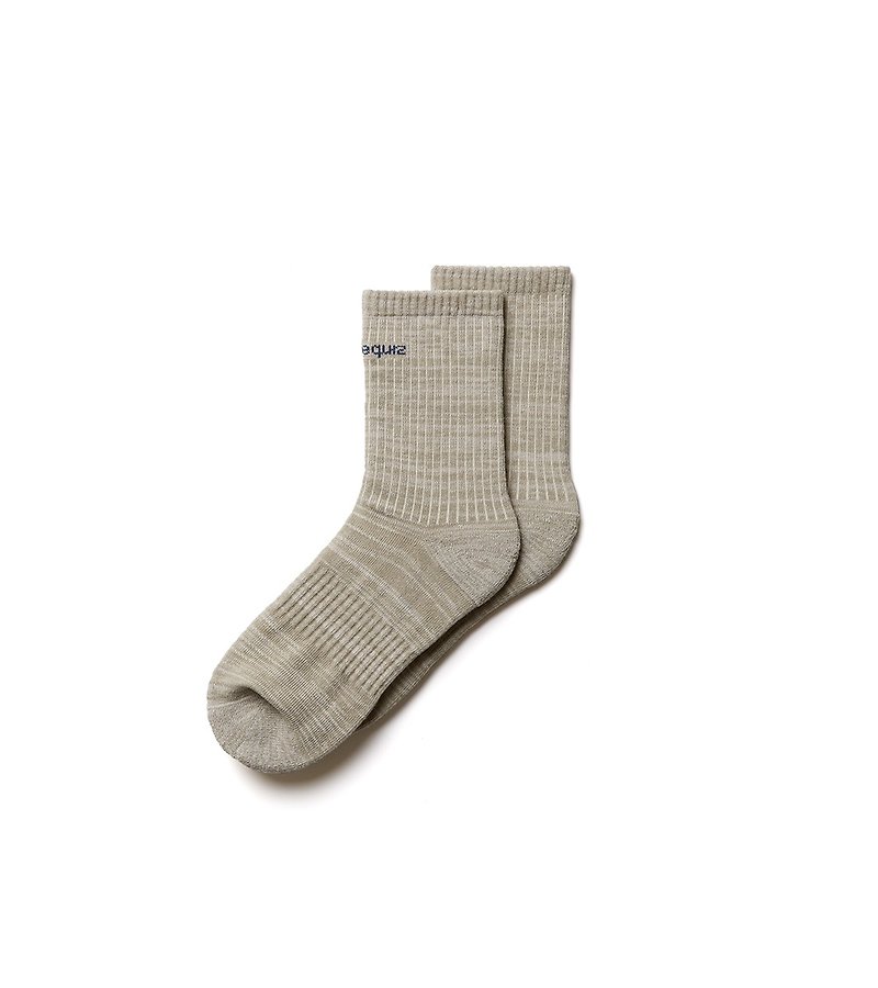 沙綠 - Essential 中筒休閒襪 - 襪子 - 棉．麻 卡其色