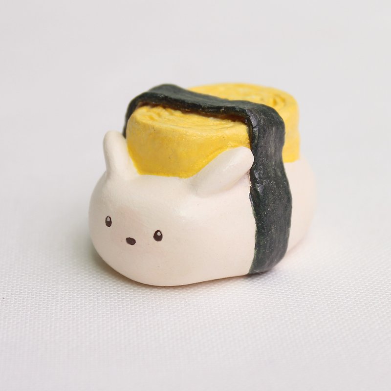 Handmade  omelette sushi rabbit  of clay doll - ของวางตกแต่ง - ดินเหนียว ขาว
