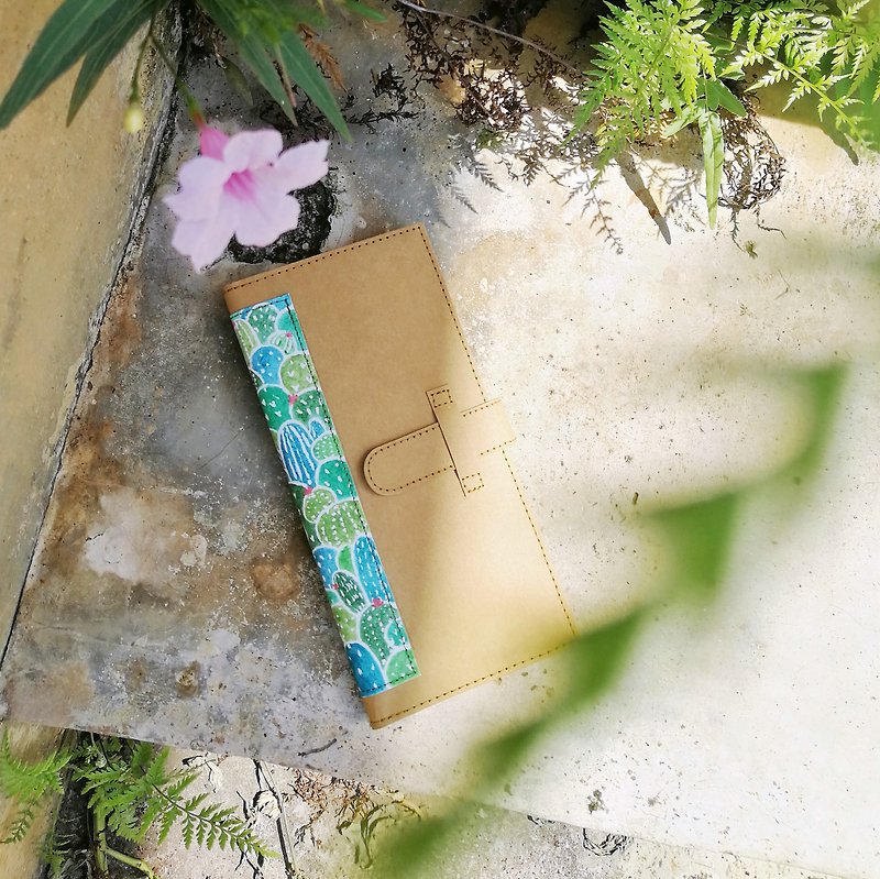 【clear. Cactus handmade painted washed kraft paper clip - Wallets - Paper Green