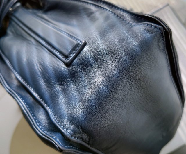 ロエベ フラメンコ ネイビーブルー タッセル ドローストリング