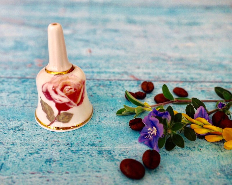 British porcelain flower cute bells E models - Items for Display - Porcelain 