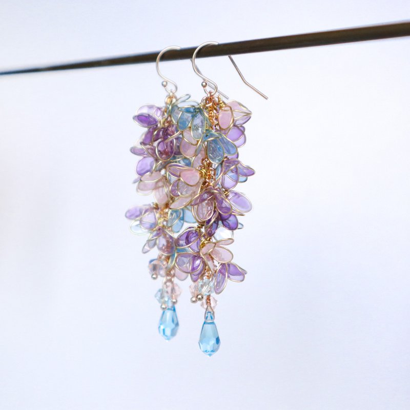 Aquamarine Resin Woman Original Earrings - ต่างหู - วัสดุอื่นๆ สีน้ำเงิน