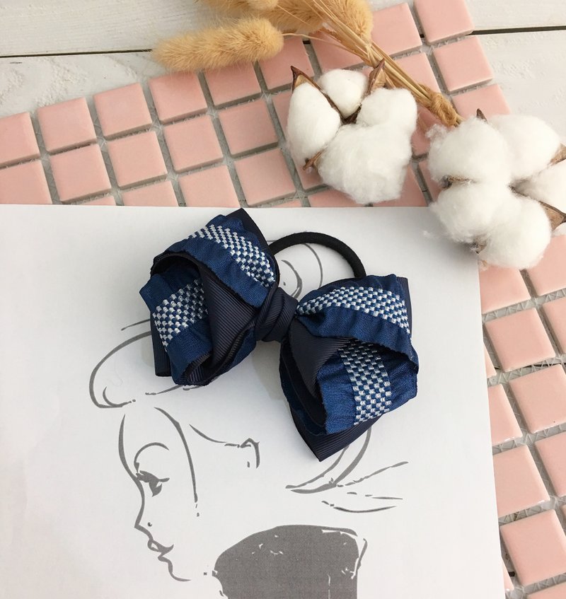 W&C Handmade||Late Autumn|| Cyan + Plaid Hair Tie Hair Bundle - เครื่องประดับผม - วัสดุอื่นๆ หลากหลายสี