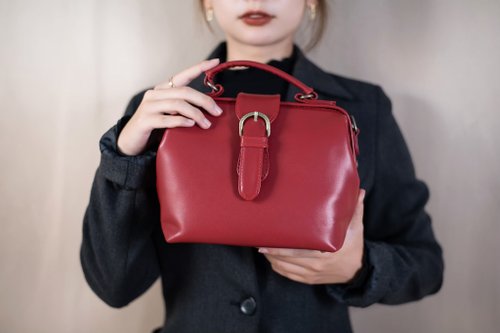 Compact Bucket Bag Port Wine Red - Shop tristahandmade2019