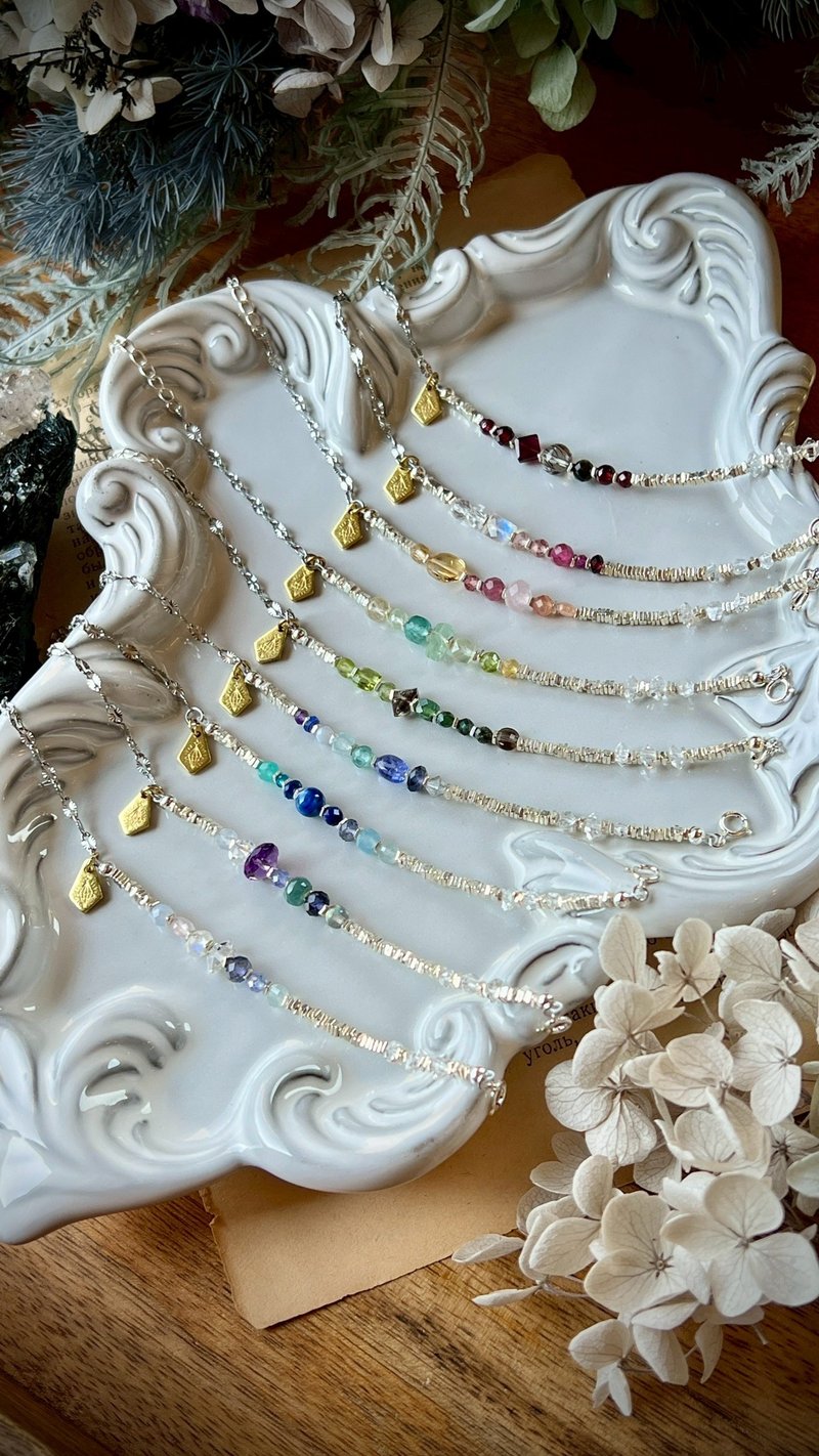 - Anniversary - Natural Crystal Bracelet / Brass Bracelet - สร้อยข้อมือ - เครื่องประดับพลอย หลากหลายสี