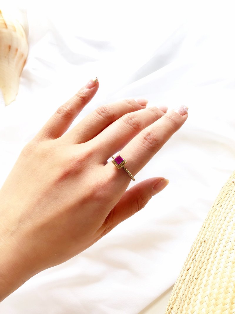 Vintage Square Violet 14k Gold Plated Solitaire Ring - 戒指 - 貴金屬 紫色