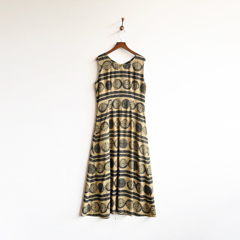 [Egg Plant Vintage] Huaju Civilization Print Sleeveless Vintage Dress - ชุดเดรส - ไฟเบอร์อื่นๆ 