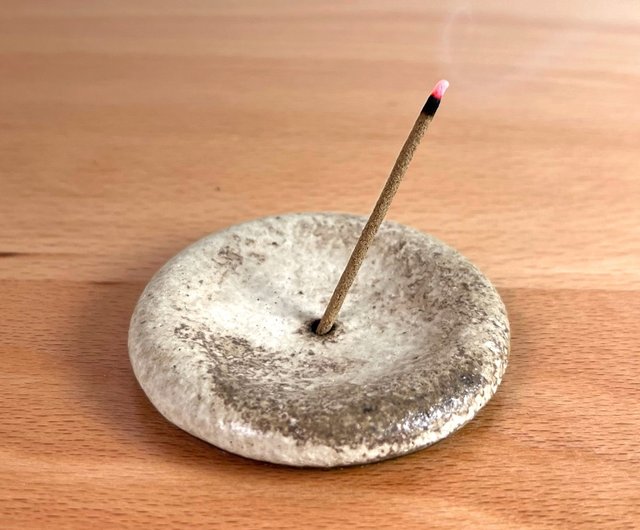 BEDTIME bed incense holder/incense storage box - Shop liuchiehchun Candles  & Candle Holders - Pinkoi