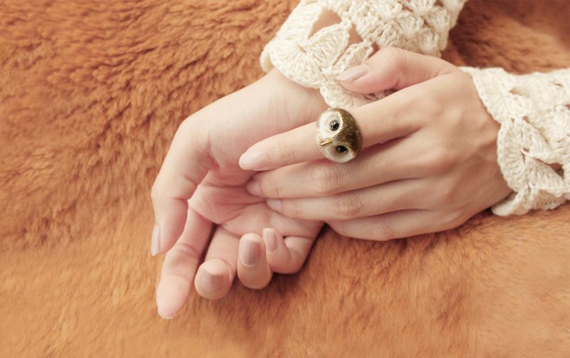 Happy Spotted Owl Ring - 戒指 - 其他金屬 咖啡色