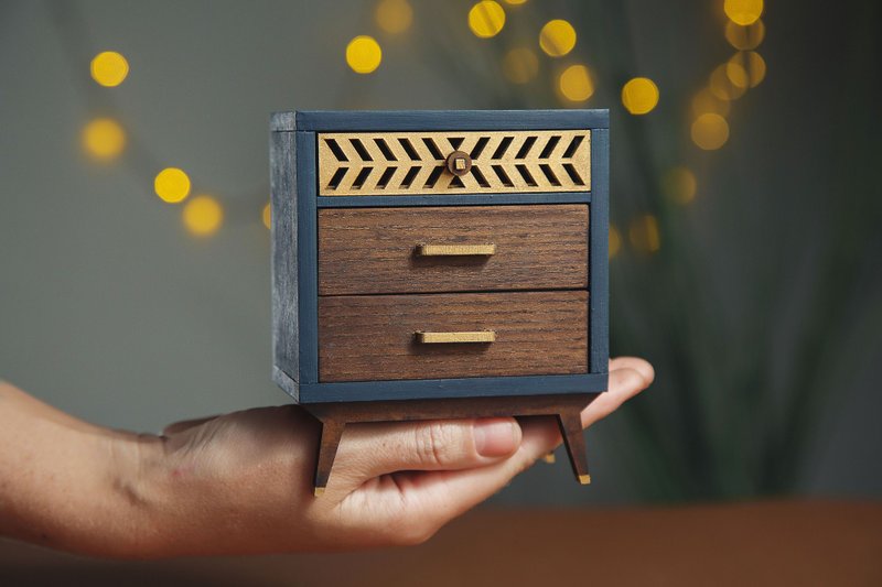Miniature chest of drawers for dolls 1/6 scale. Furniture for dollhouse, diorama - 公仔/玩偶 - 木頭 